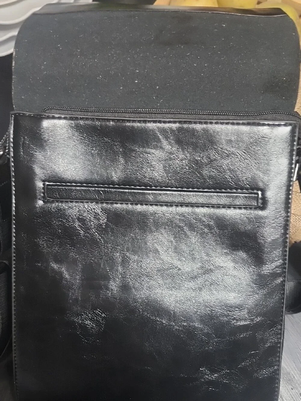 Fashion Black Leather Embossed Messenger Bag